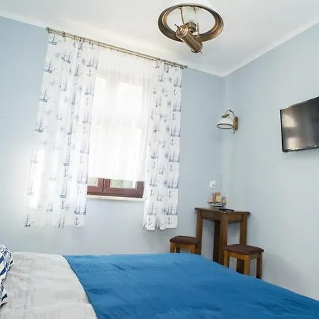 Mini-hôtel Zabytkowy Dom Latarnikow Hel