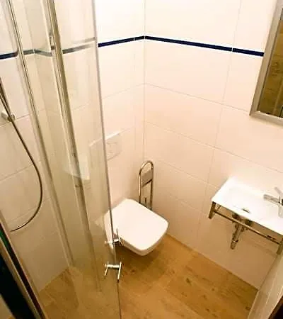 Mini-hôtel Zabytkowy Dom Latarnikow Hel