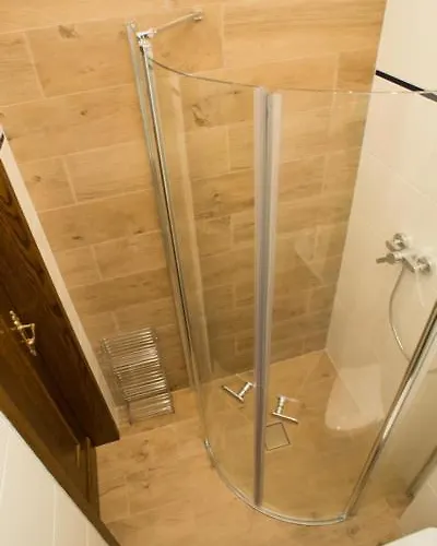 Zabytkowy Dom Latarników Zajazd