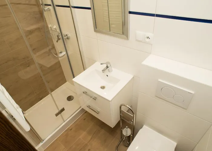 Zabytkowy Dom Latarników Zajazd *